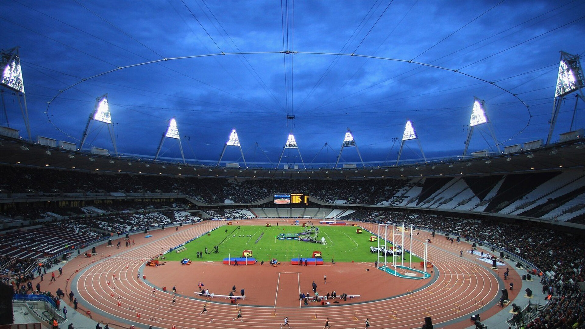 开云-利物浦五连胜一骑绝尘，国安主帅风雨飘摇—足坛冰火两重天，利物浦五连胜一骑绝尘，国安主帅风雨飘摇—足坛冰火两重天